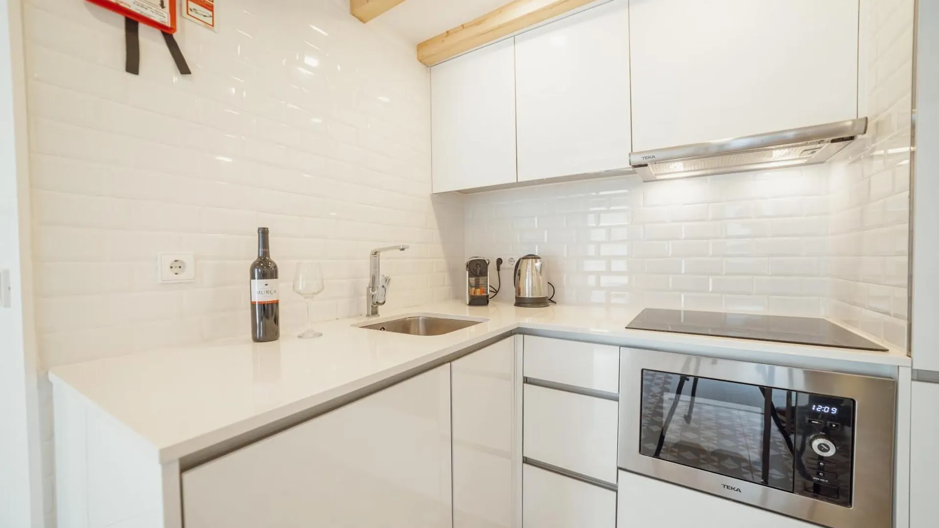 Lapa Cozy By Hosty Apartment Porto