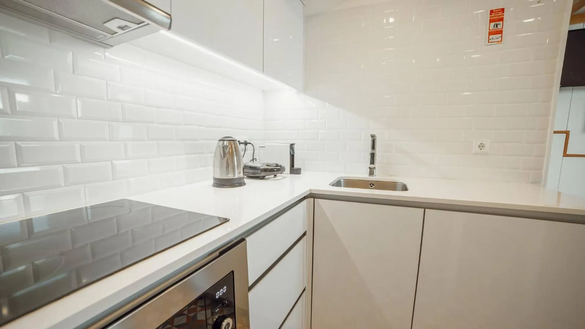 Lapa Cozy By Hosty Apartment Porto