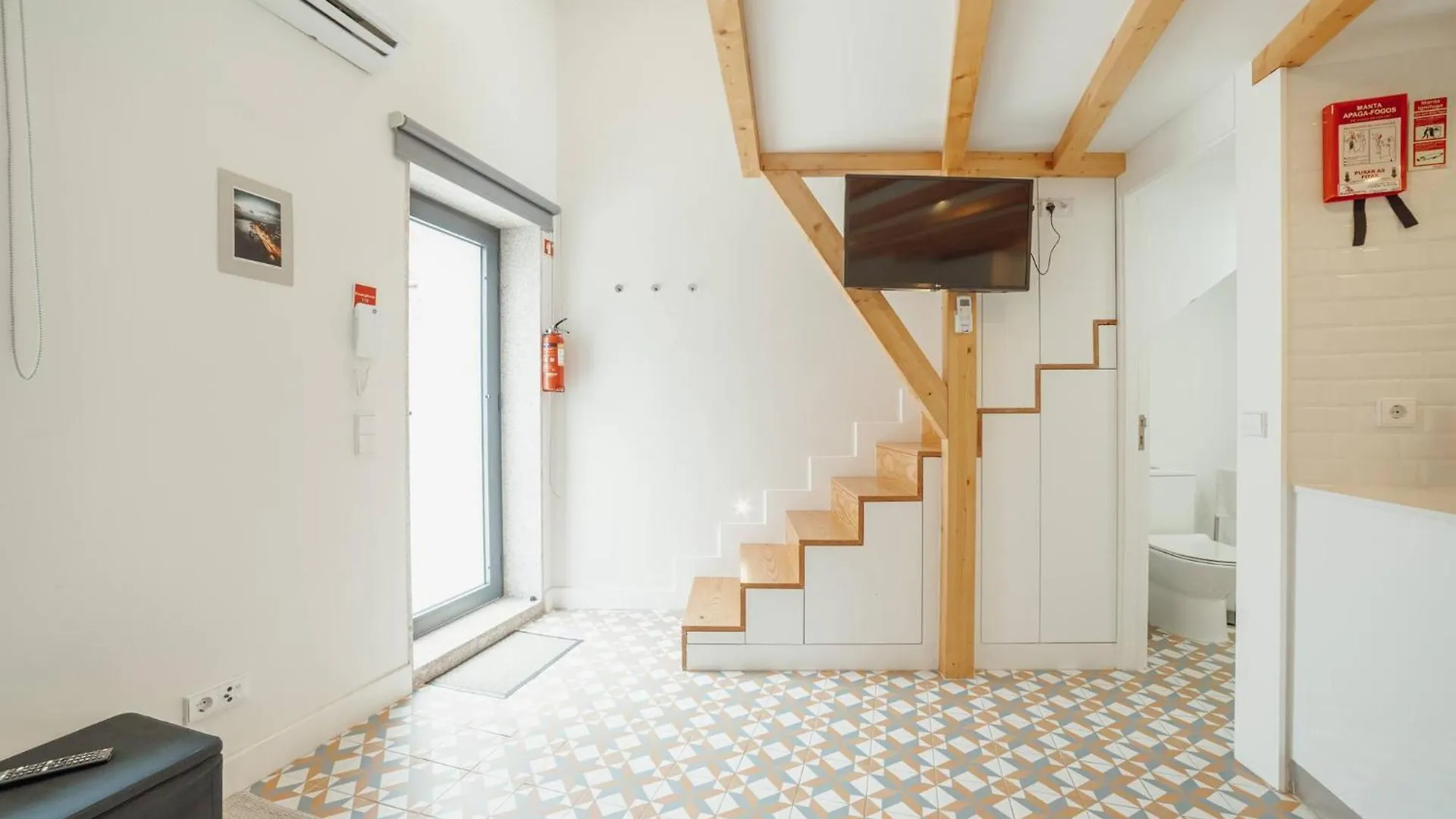 Lapa Cozy By Hosty Apartment Porto